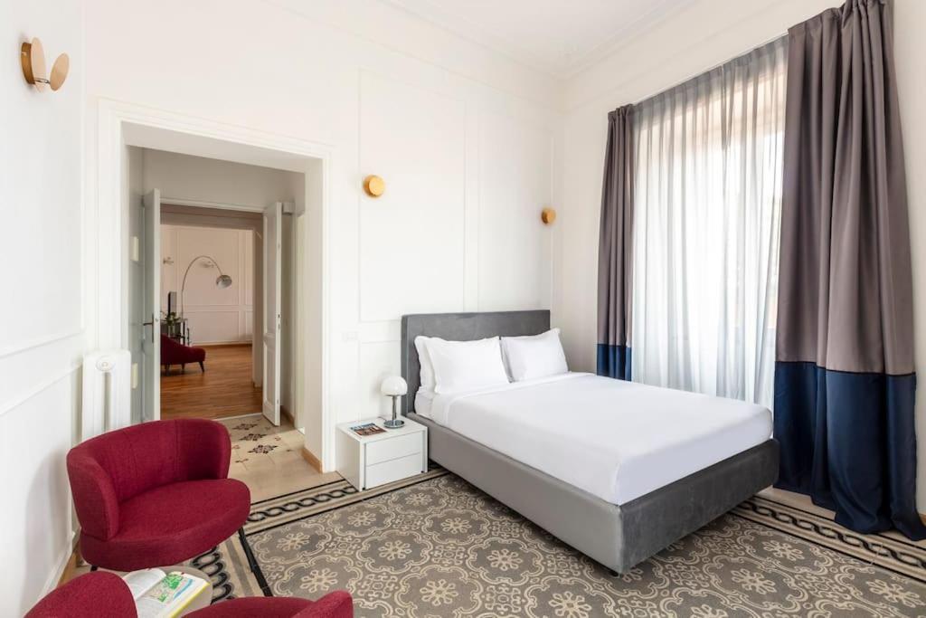 Sjr Luxury Apartment Trevi Fountain Rome Bagian luar foto