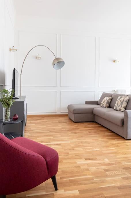 Sjr Luxury Apartment Trevi Fountain Rome Bagian luar foto