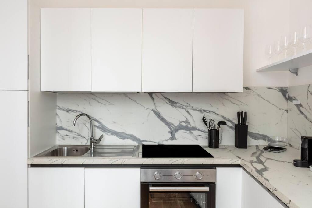 Sjr Luxury Apartment Trevi Fountain Rome Bagian luar foto