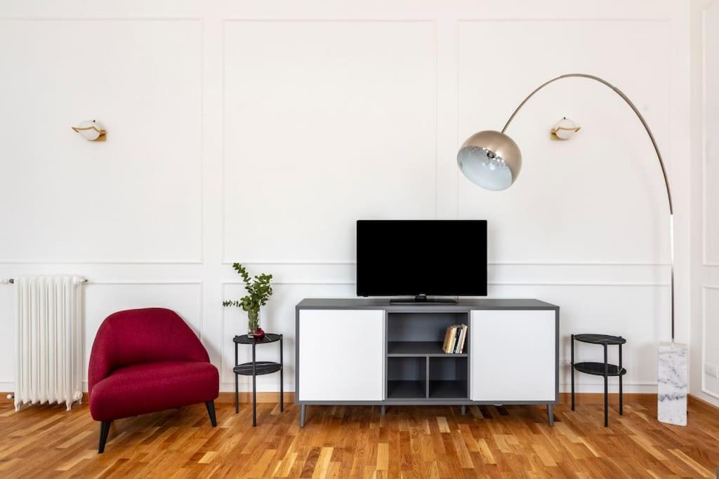 Sjr Luxury Apartment Trevi Fountain Rome Bagian luar foto