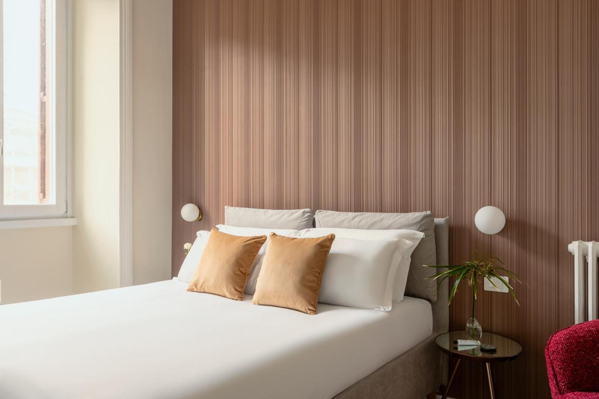 Sjr Luxury Apartment Trevi Fountain Rome Bagian luar foto